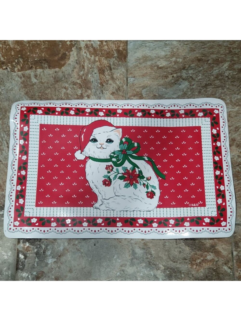 Vintage Holiday Placemat White Cat Santa Hat Poinsettia Bowtie